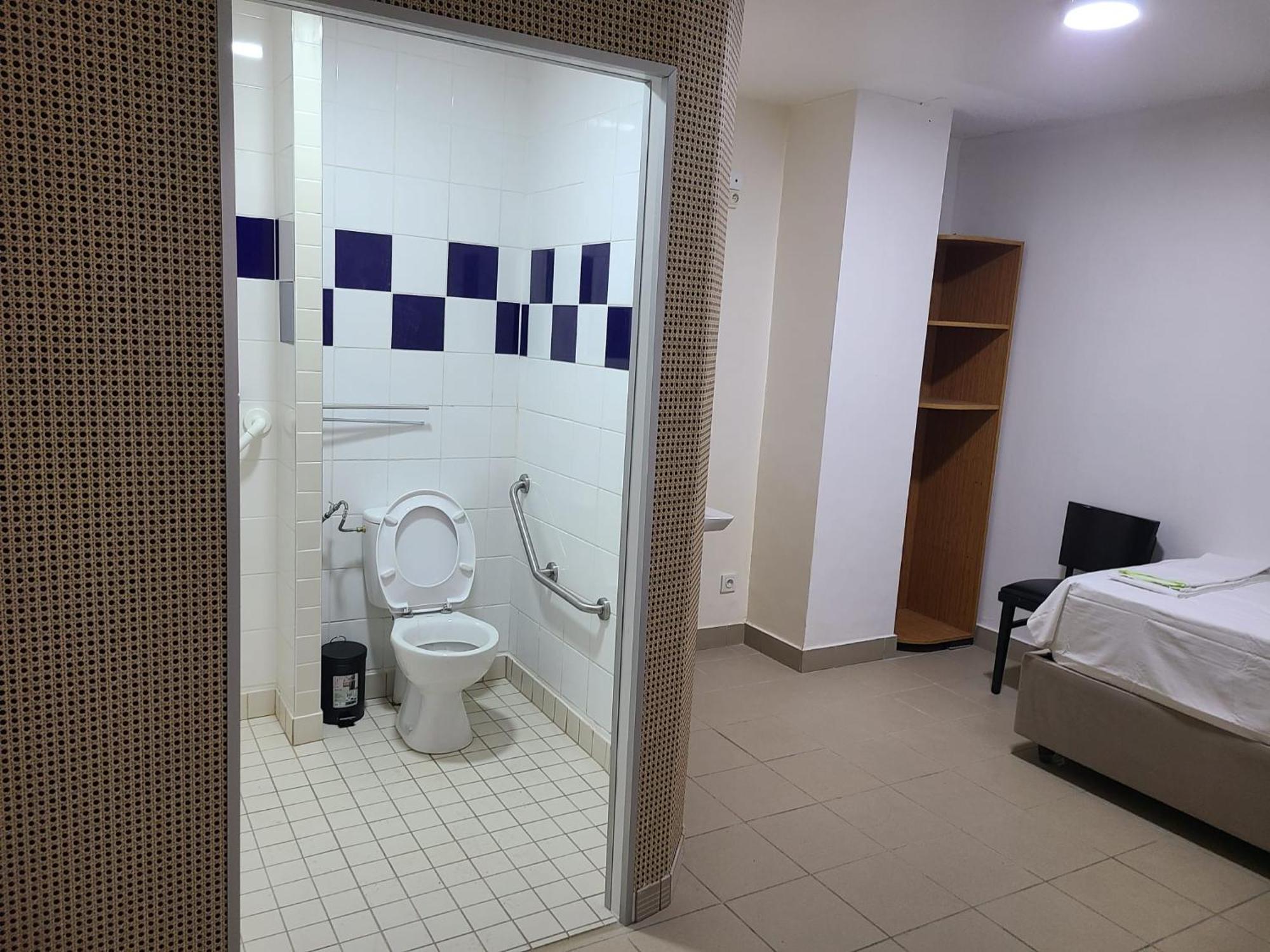 Hotel Victoire, Poitiers Gare Екстериор снимка